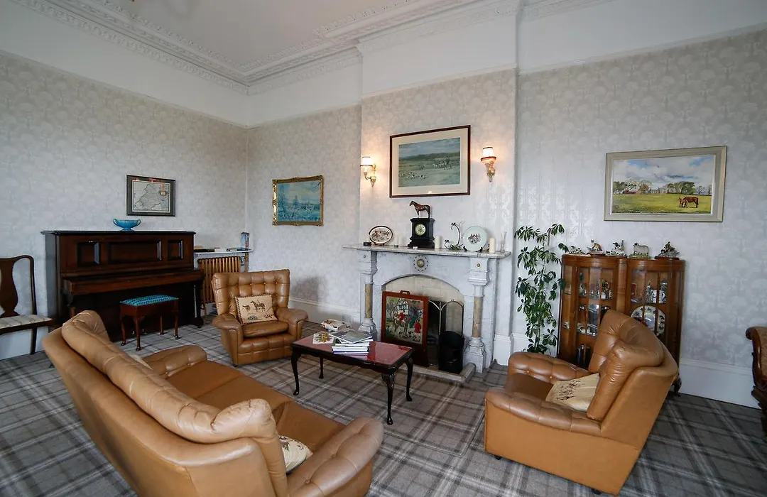 Dunns Houses Farmhouse B&B-1
